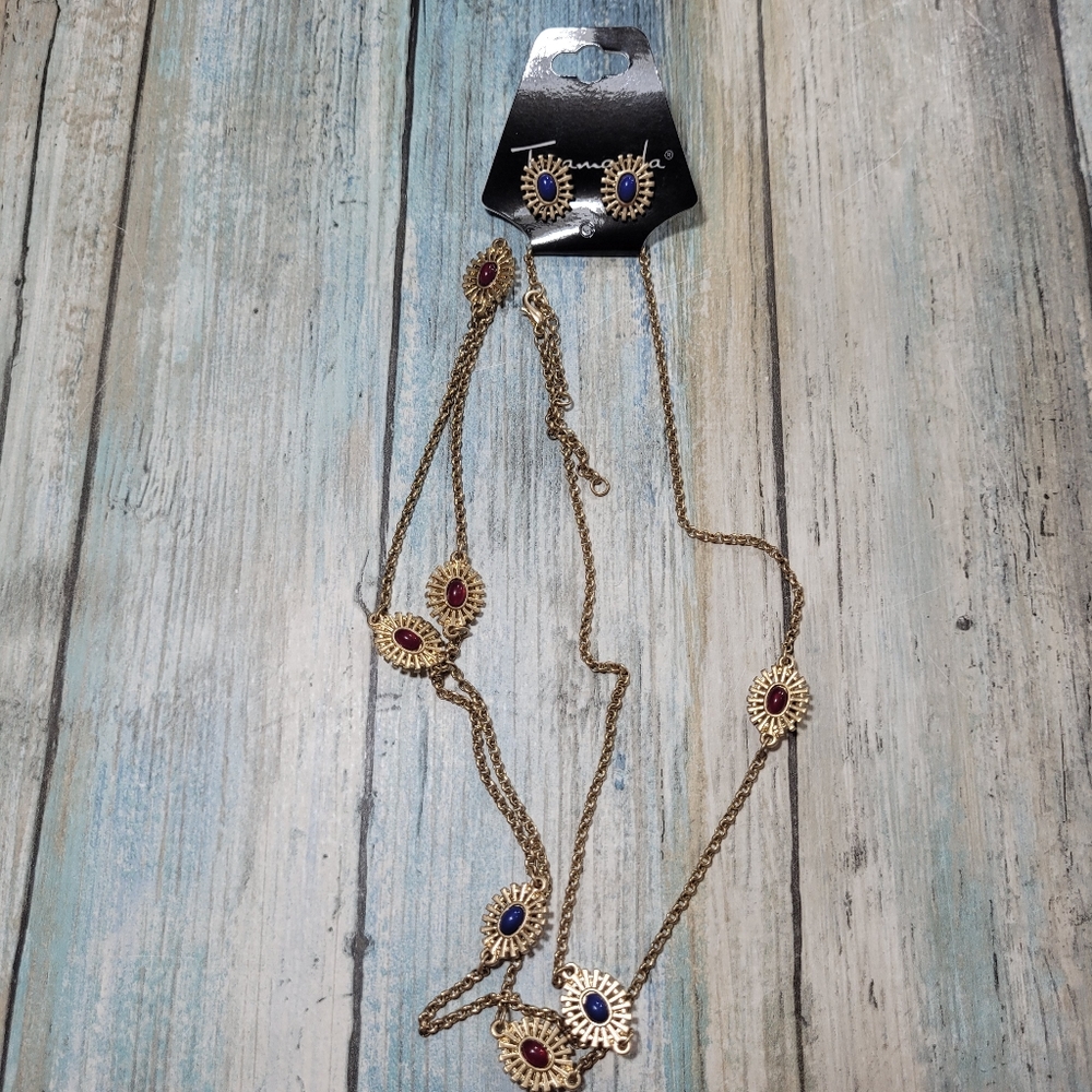 Taramanda Long Necklace.